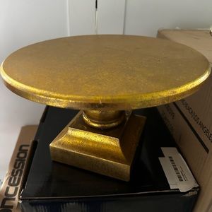 Gold Sunny Side Bakery Cake Stand